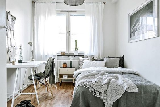 Minimalist Bedroom Ideas with Simple Theme 5