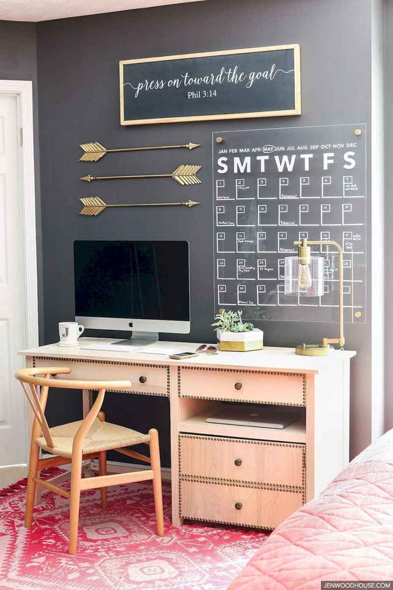 Minimalist Bedroom Ideas: Warmer Wall and Tile Color