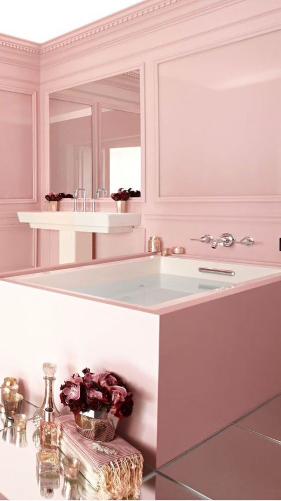 Bathroom Colors Ideas: Chic Pastel Pink