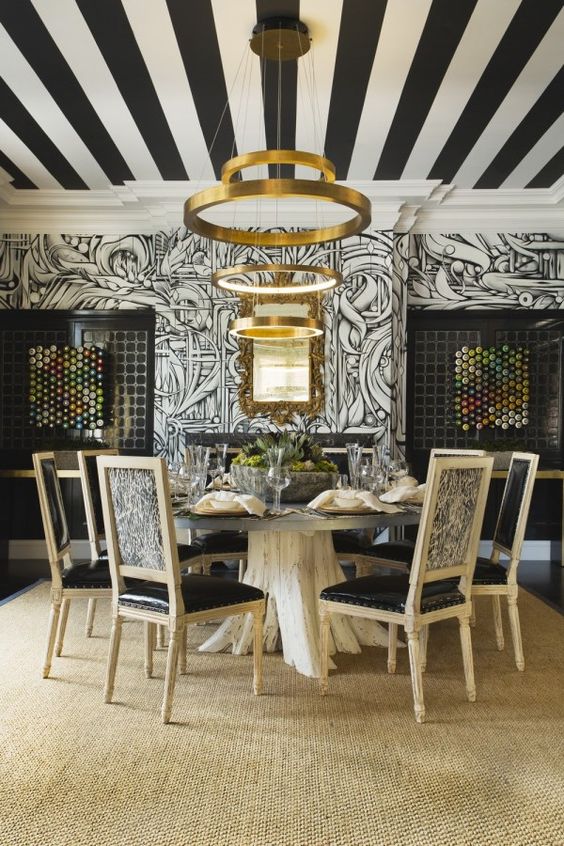 Dining Room Wallpaper Ideas: Black and White
