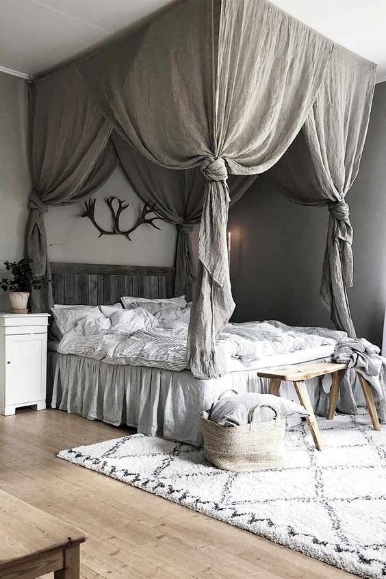 Romantic Bedroom Ideas: Luxurious Gray Design