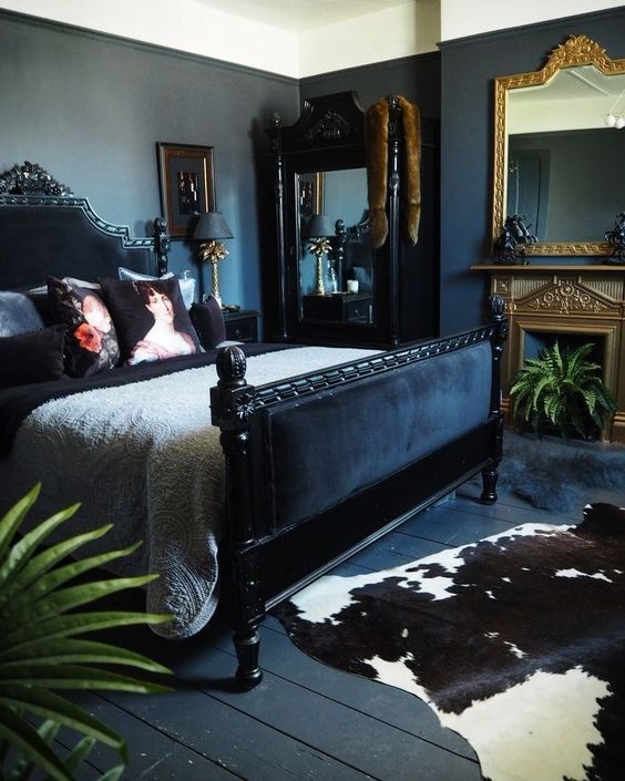 Romantic Bedroom Ideas: Alluring Black Design