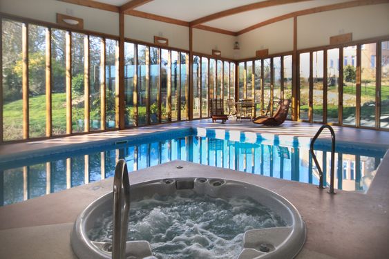 luxury hot tub feature