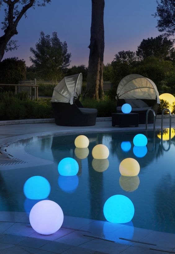 swimming pool party ideas 23