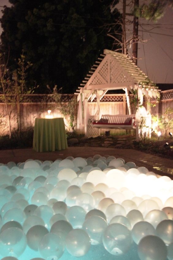 Swimming Pool Party Ideas: Cover The Pool