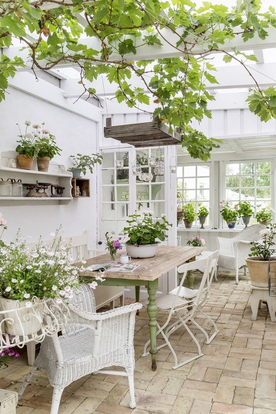 Farmhouse Backyard Ideas: Elegant Backyard View