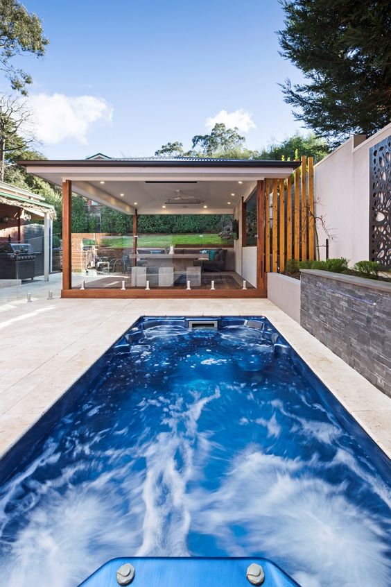 Exhilarating Built-In Hot Tub Ideas for Comfortable Relaxing Time