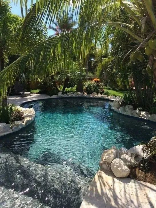 Natural Swimming Pool Ideas: Airy Tropical Look