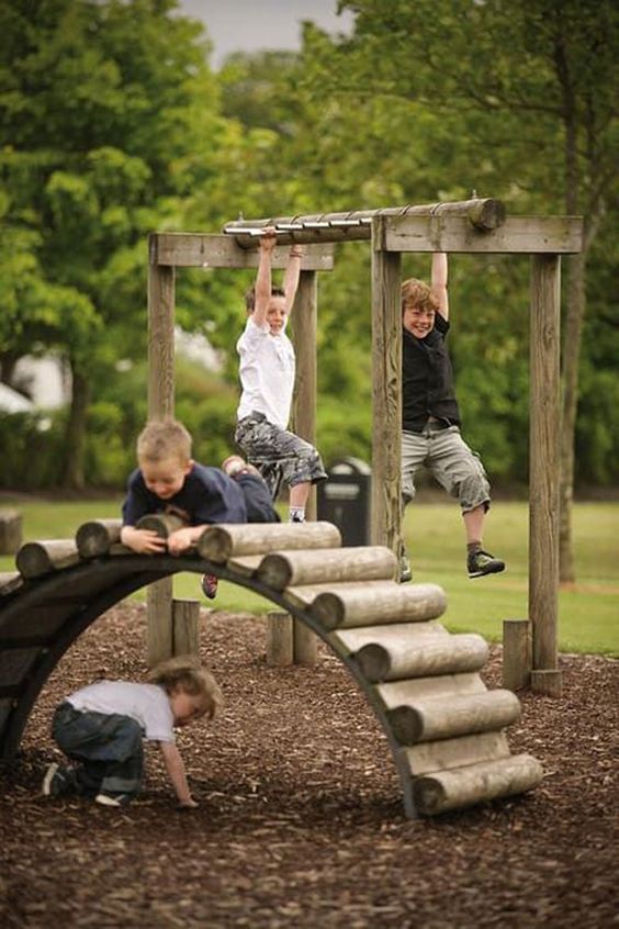 Backyard for Kids Ideas: Minimalist Playground 