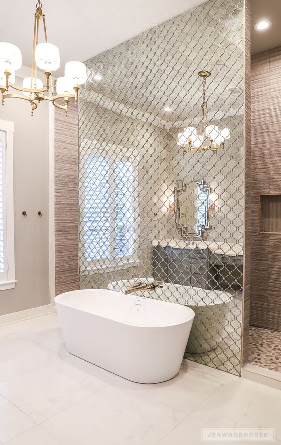 Bathroom Bathtub Ideas: Elegant Small Tub
