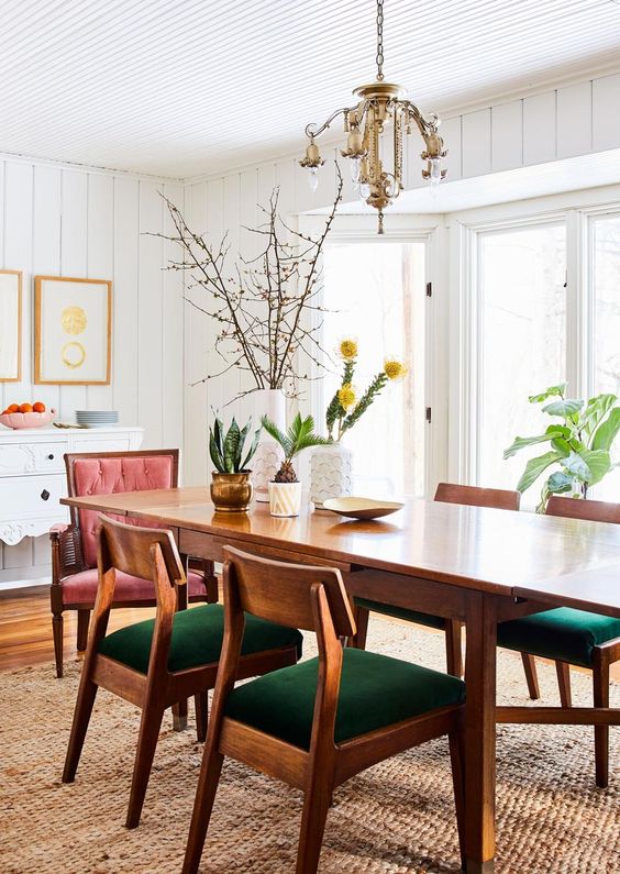 Attractive Cozy Dining Room Ideas That Everyone Will Enjoy