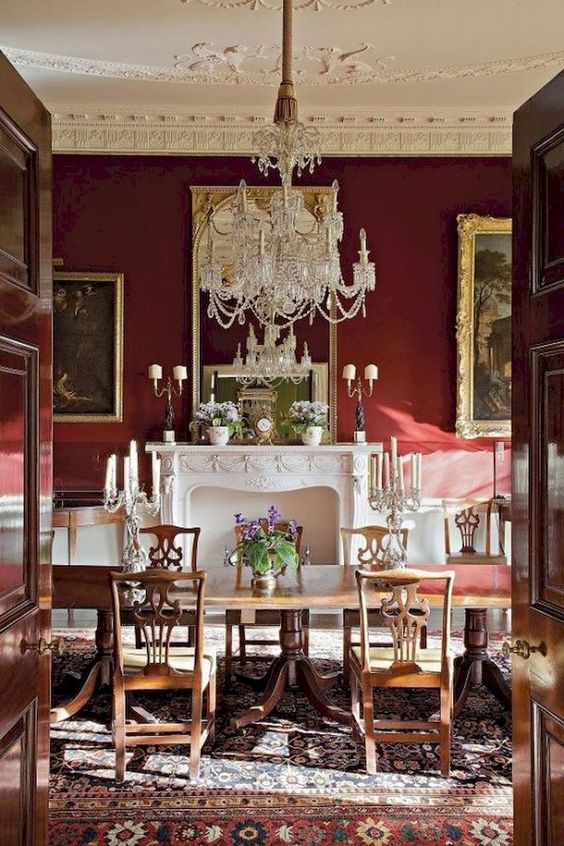 Red Dining Room Ideas: Stunning Vintage Victorian