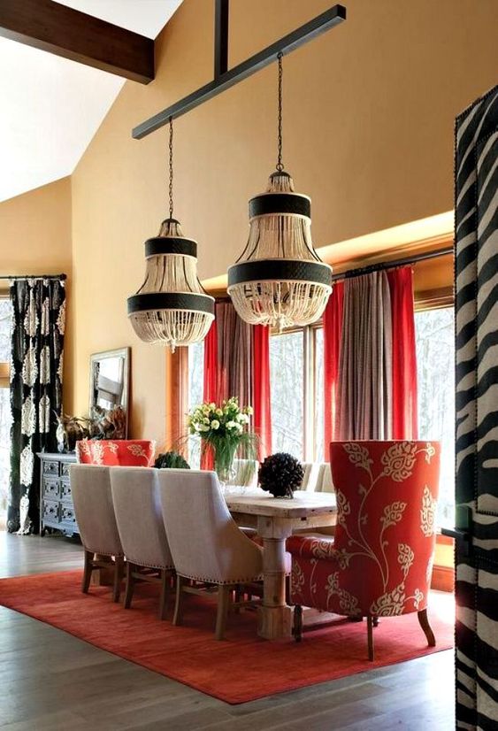 Red Dining Room Ideas: Eye-Catching Red Corner