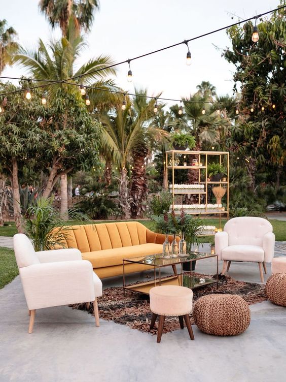Backyard Sitting Area Ideas: Breathtaking Sitting Area