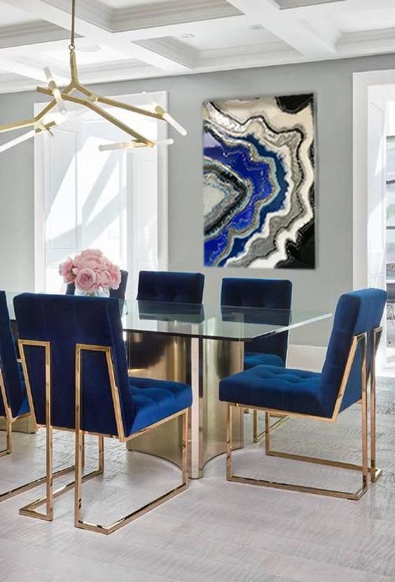 Luxury Dining Room Ideas: Bold Navy Accents