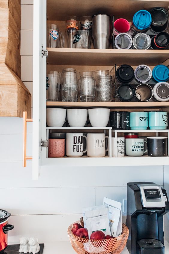 Kitchen Organization Ideas: Chic Cabinet Storage