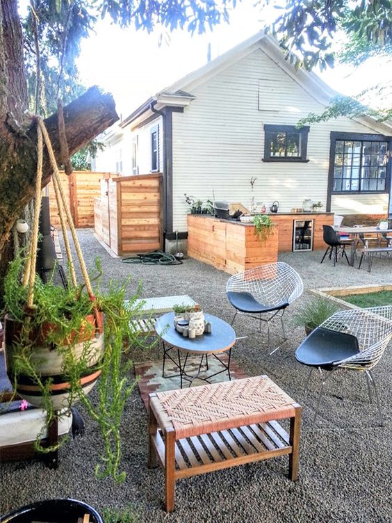 Backyard Oasis Ideas: Simple Backyard Layout