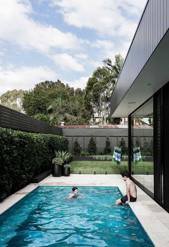Backyard Pool Ideas: Modern Rectangular Pool