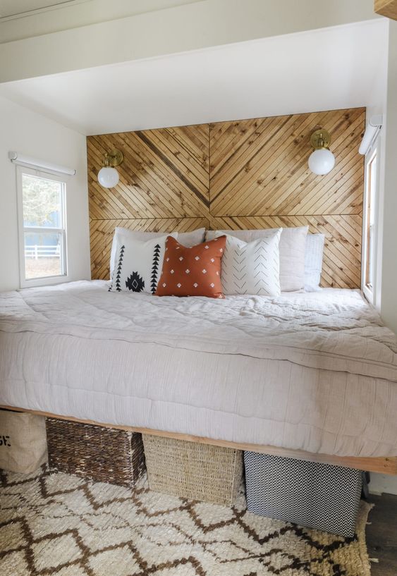 Bedroom Remodel Ideas: Cozy Spacious Bedroom