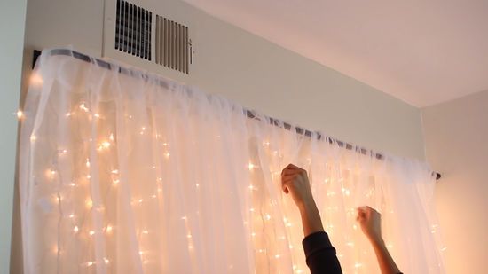 How to Decorate Bedrooms with String Lights 1