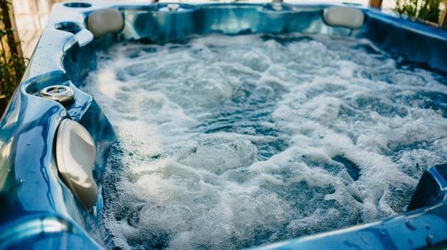 How to Take Care of a Hot Tub 3